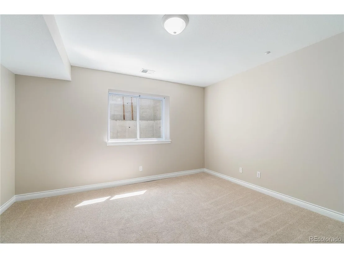 Photo of 9400 Mitchell Ct