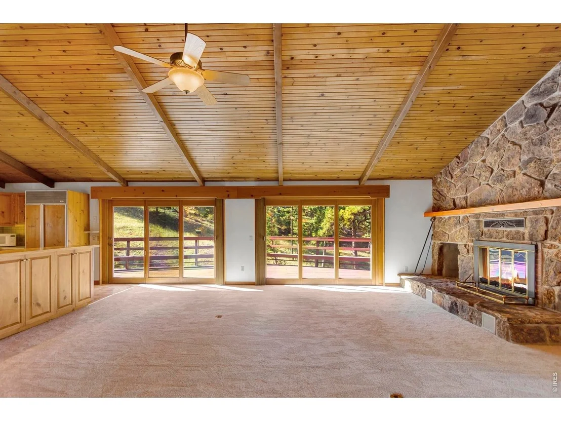 Photo of 1996 Uplands Cir