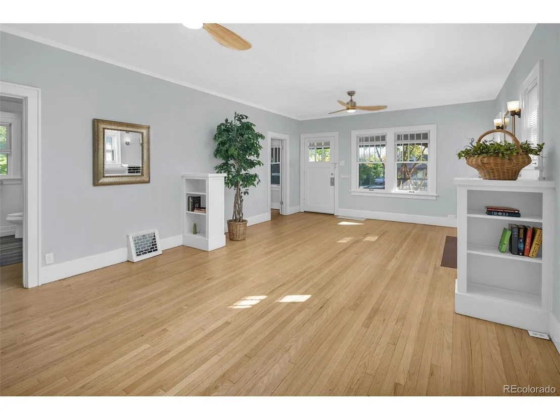 Photo of 2029 8th Ave