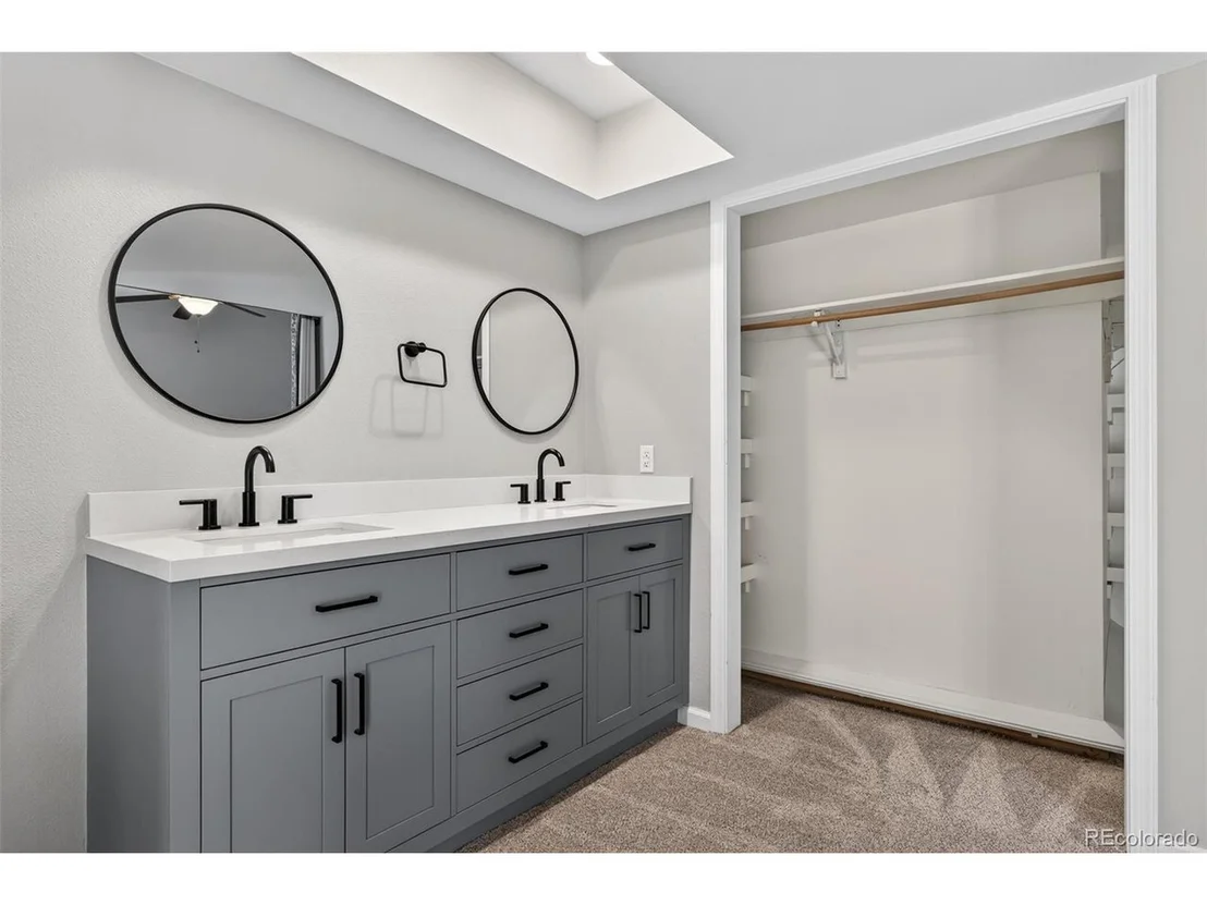 Photo of 1120 Meadowlark Dr