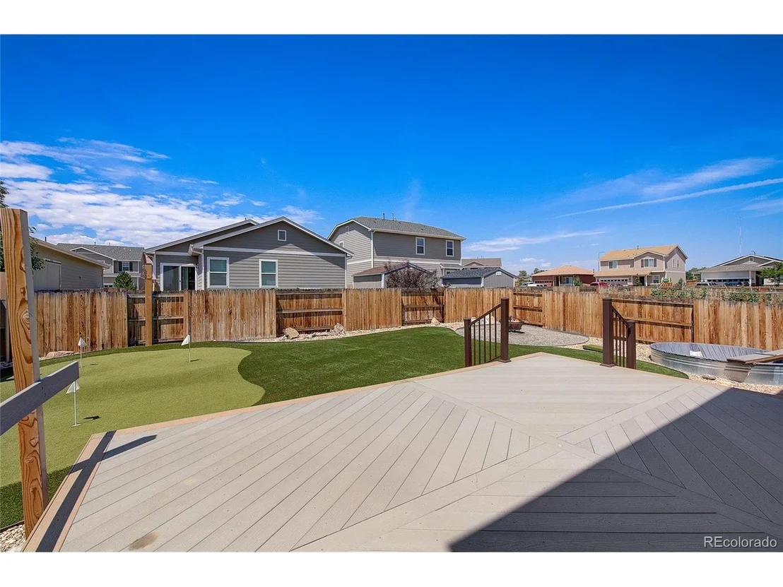 Photo of 9565 Dexter Ln