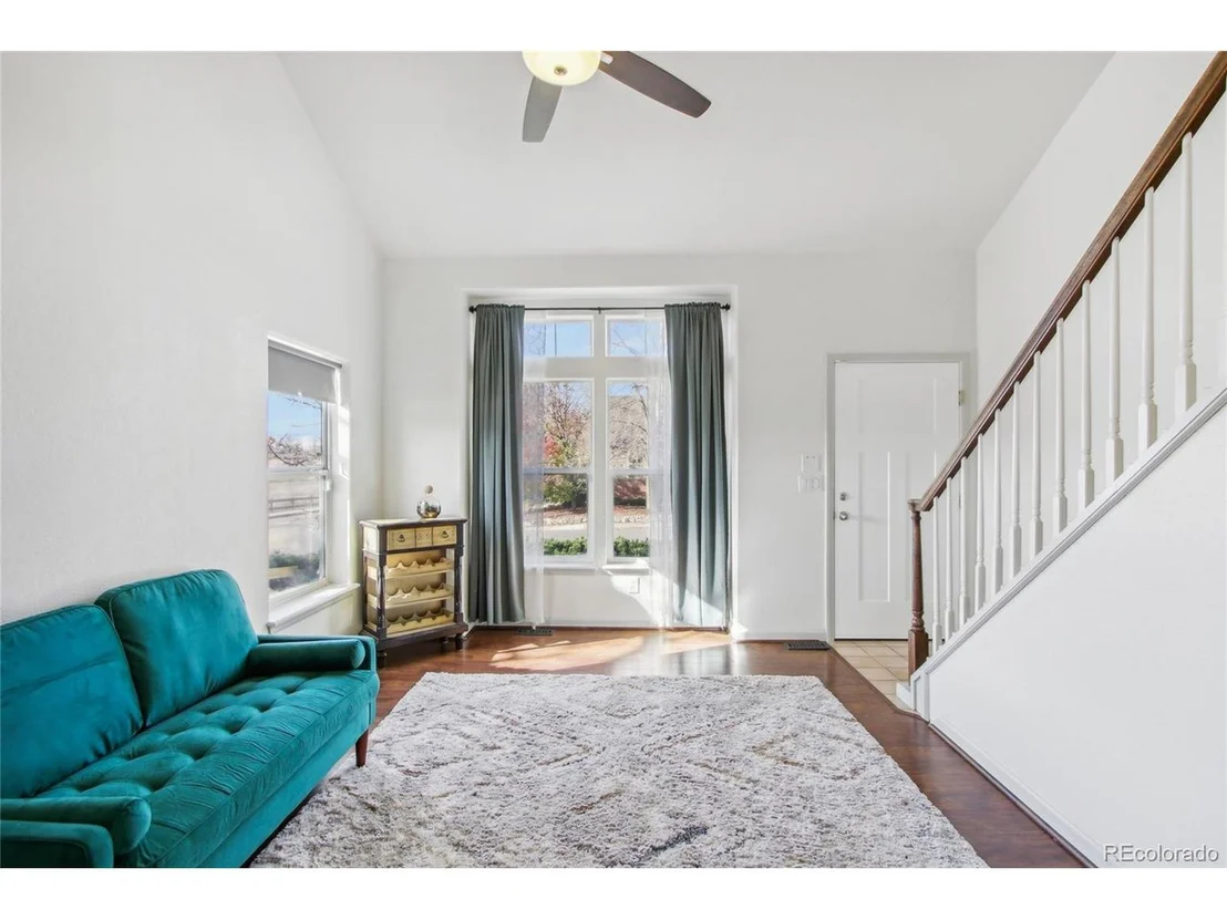 Photo of 10000 Ames St