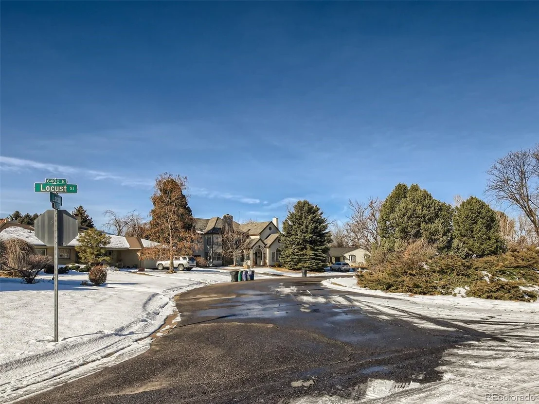 Photo of 201 Locust Ln