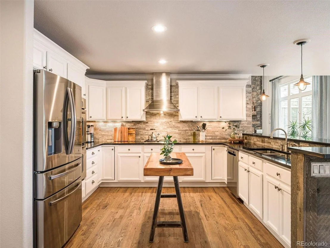 Photo of 137 Nuthatch Rd