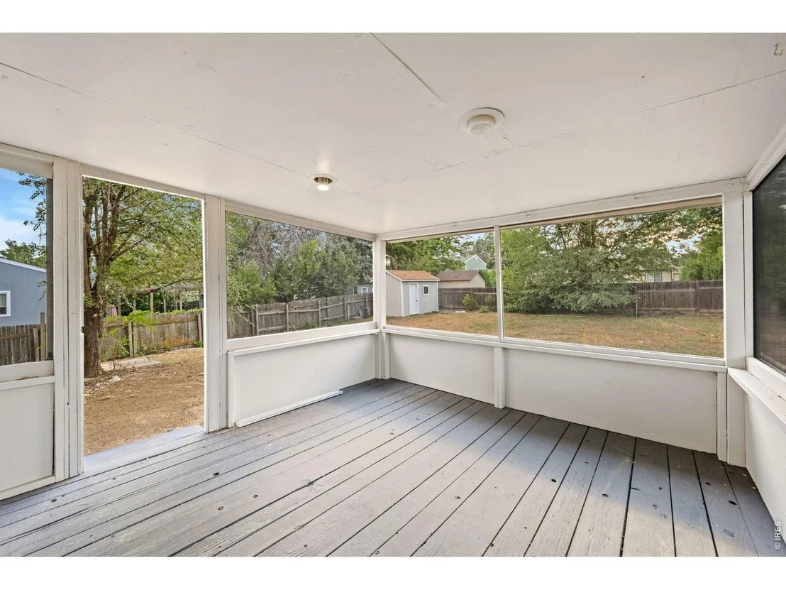 Photo of 2433 Sunset Dr