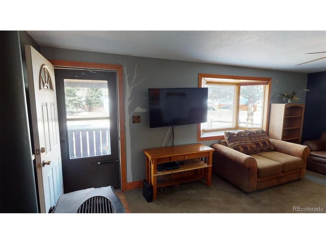 Photo of 452 Cascade Cir