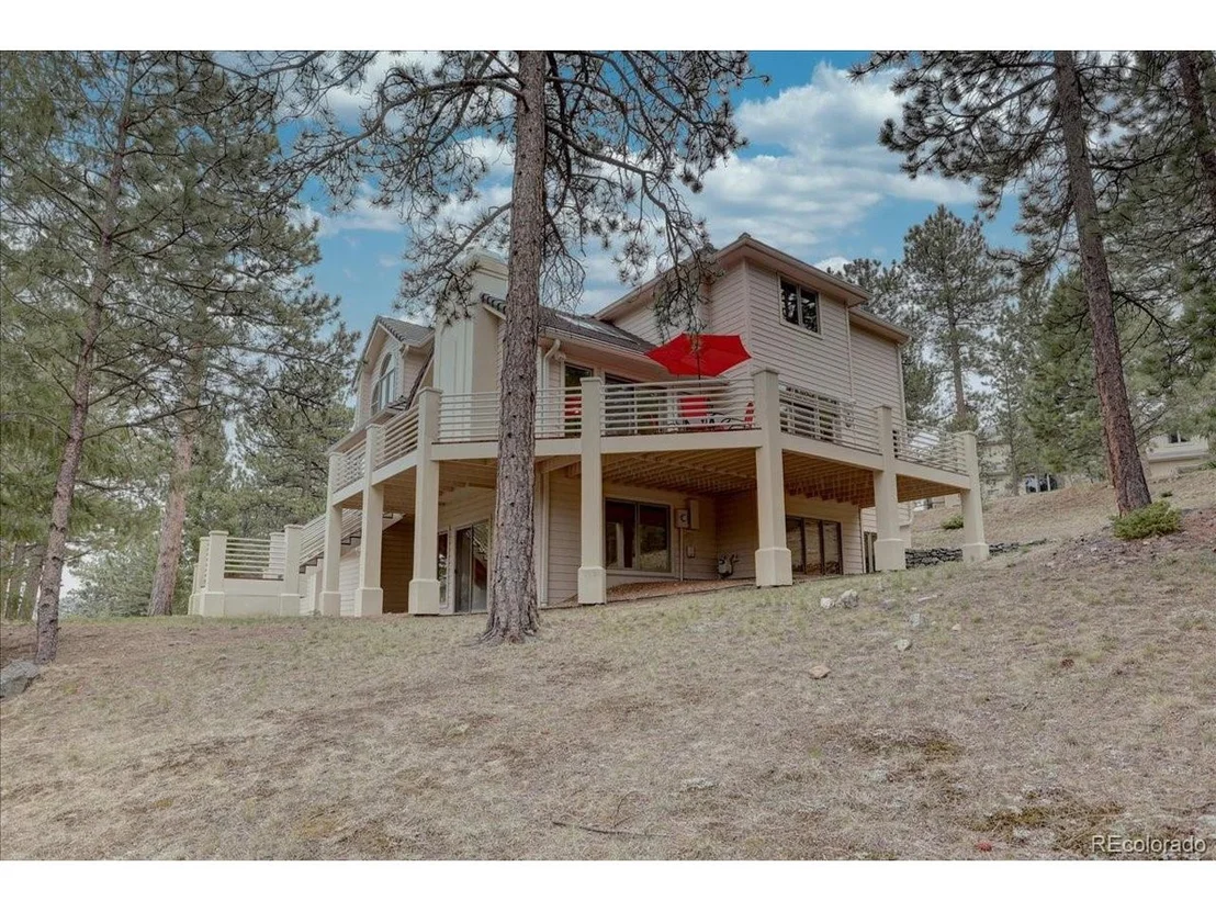 Photo of 1627 Marmot Ln