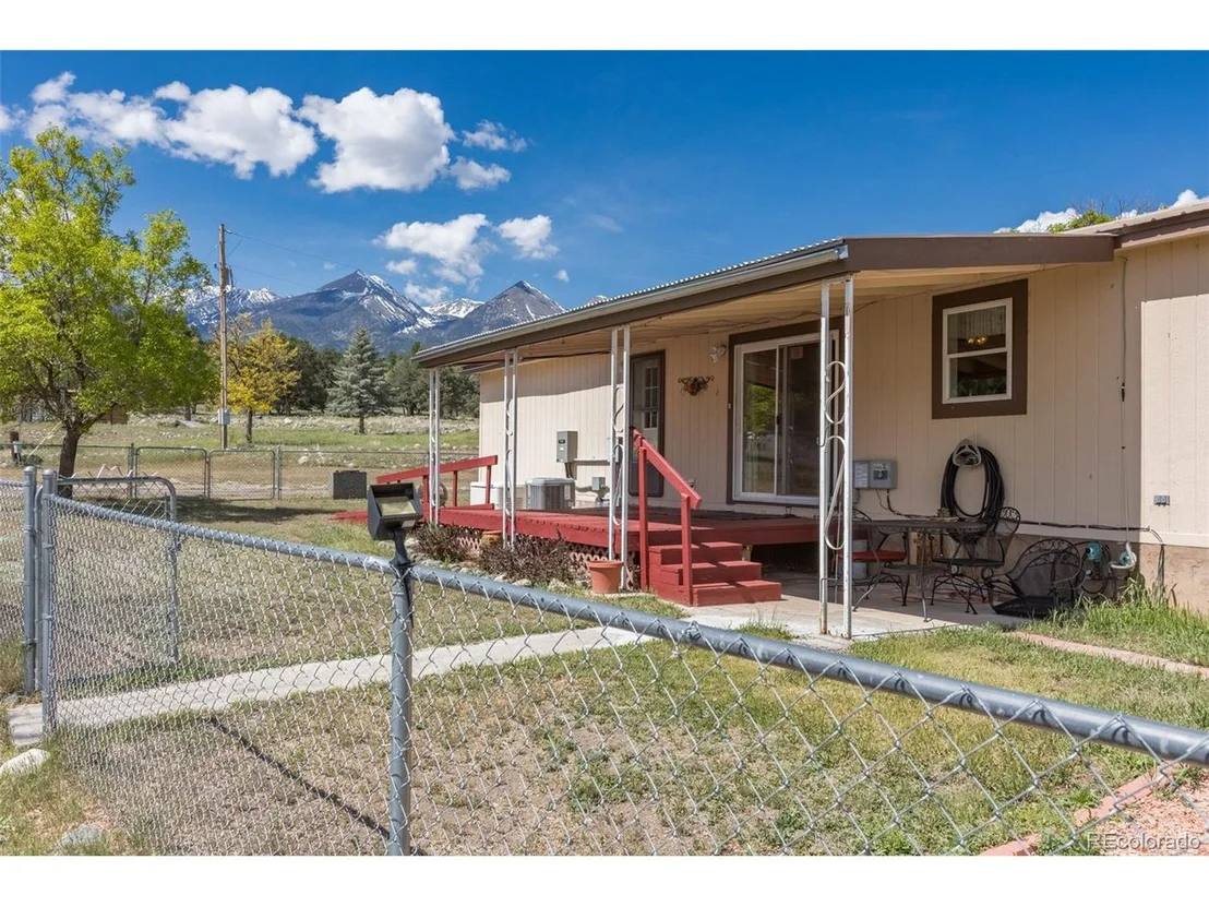 Photo of 246 Loop Dr