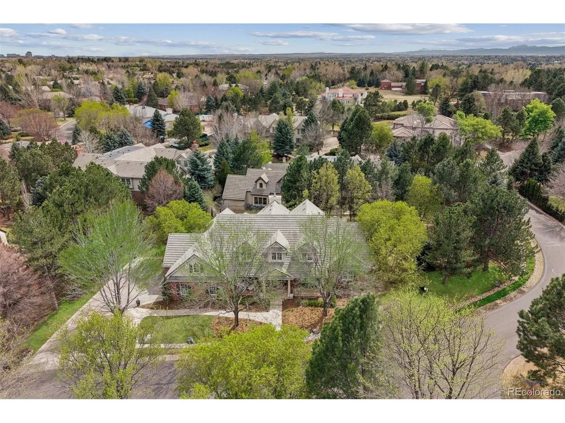 Photo of 2 Foxtail Cir