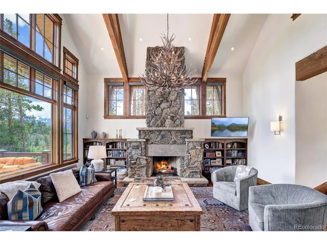 Photo of 805 Highfield Trl