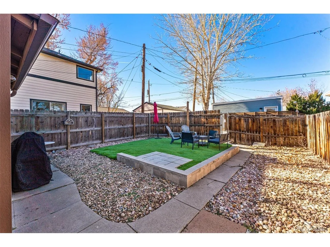 Photo of 2539 Irving St