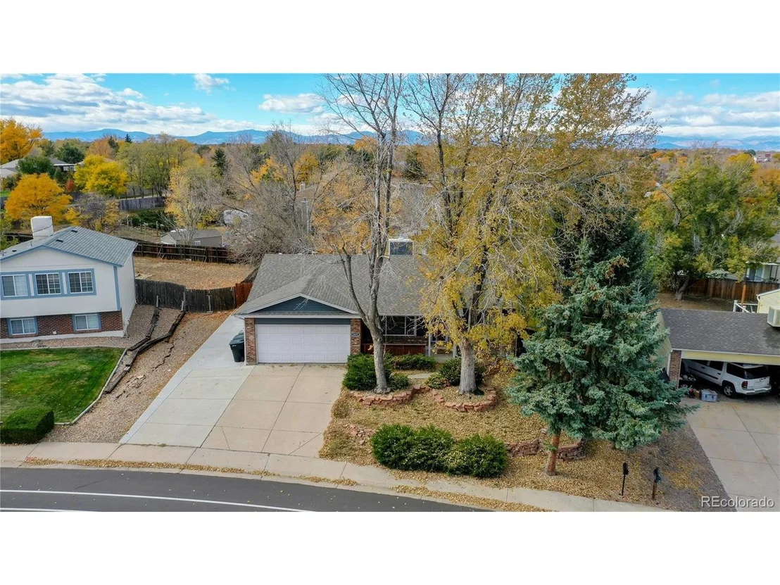 Photo of 11819 Birch Dr