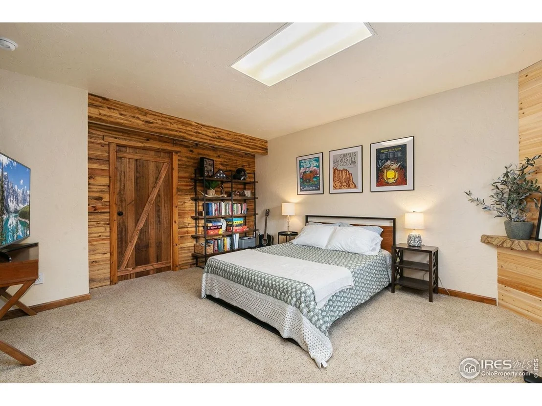 Photo of 344 Snowmass Dr