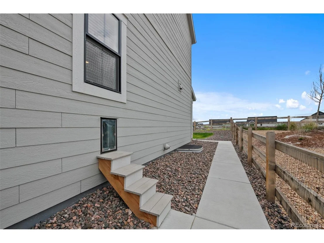 Photo of 1172 Elbridge Cir