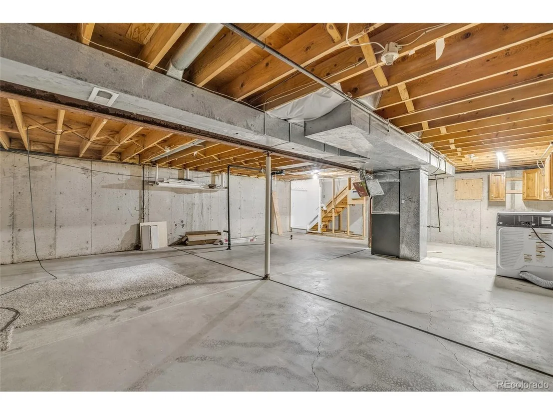 Photo of 3963 W Temple Pl