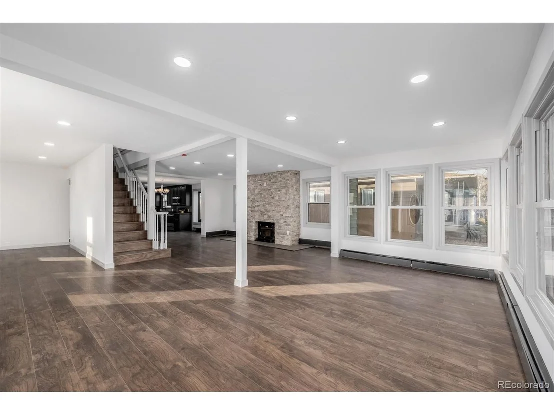 Photo of 115 Johnson St