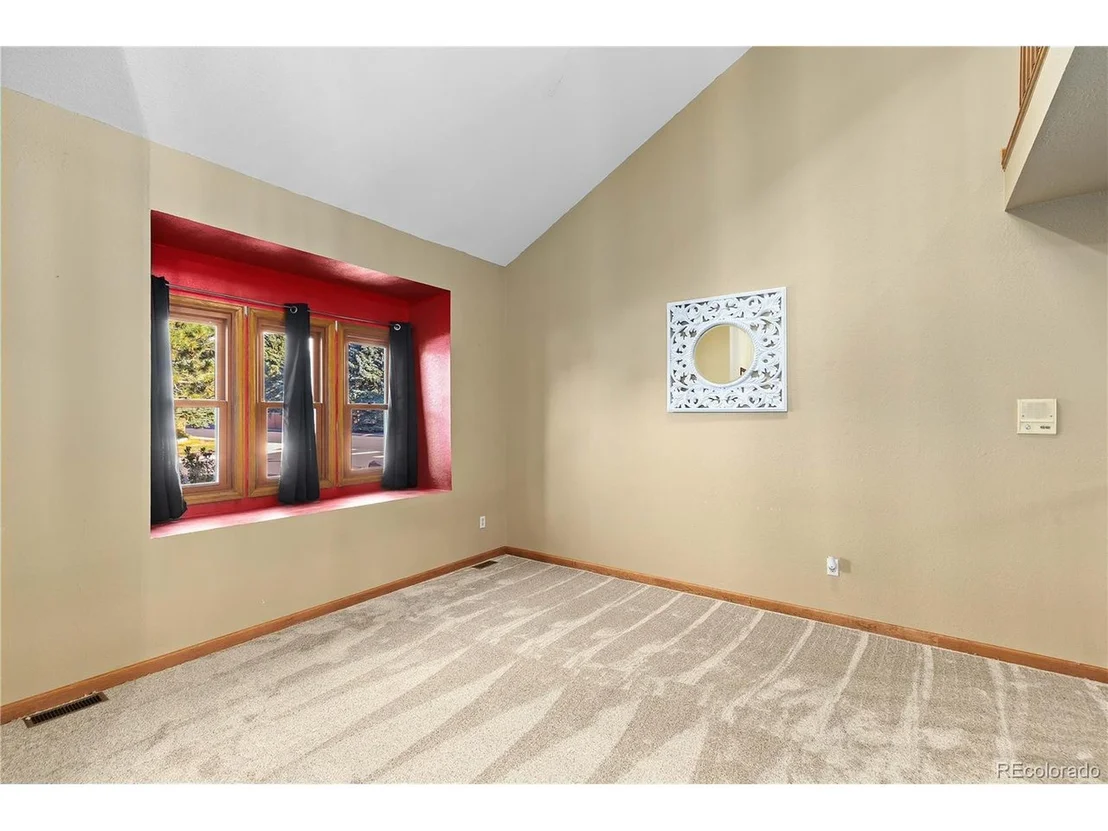 Photo of 4825 Shadow Ridge Rd