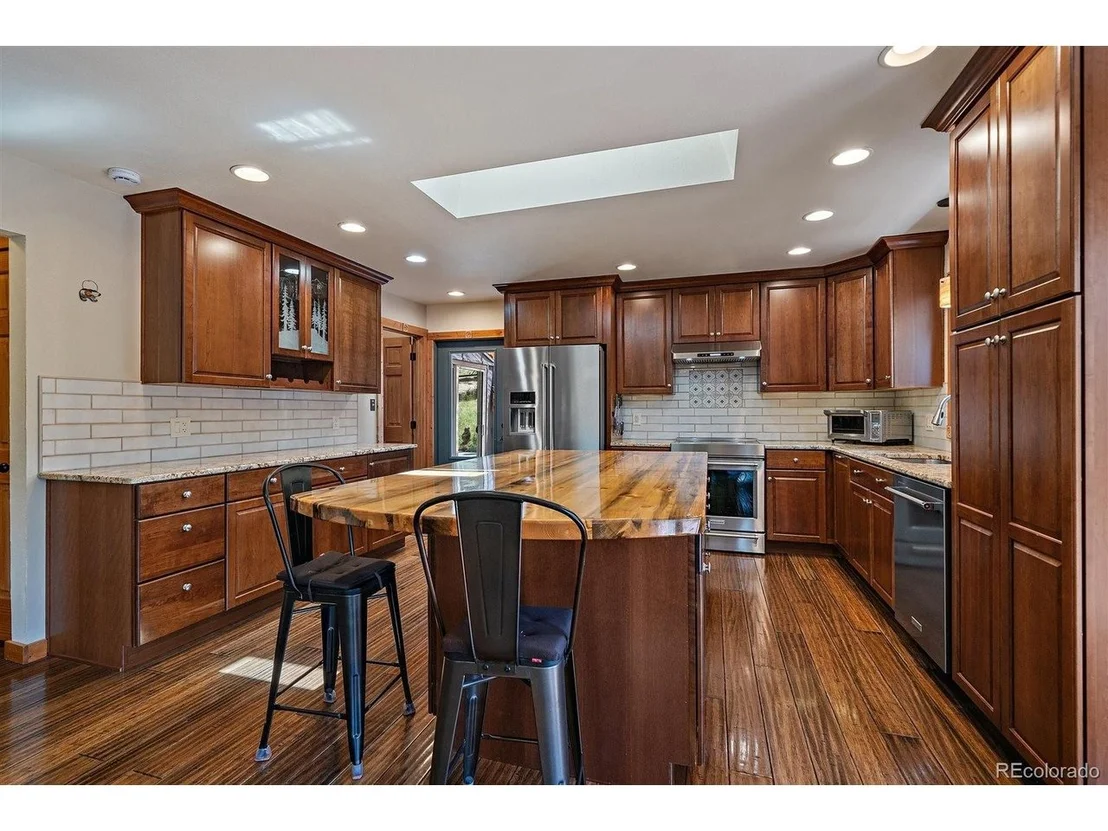 Photo of 7350 Monica Ln