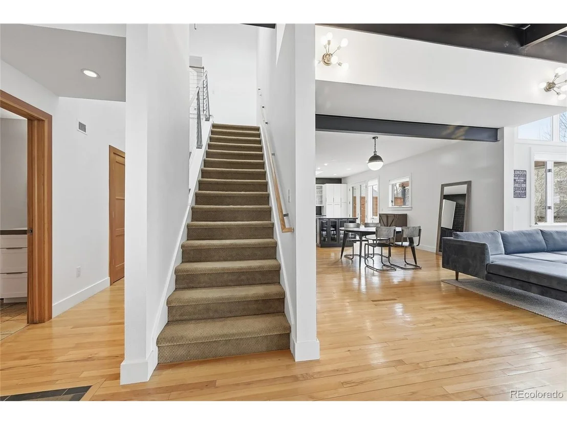 Photo of 860 Union Ave