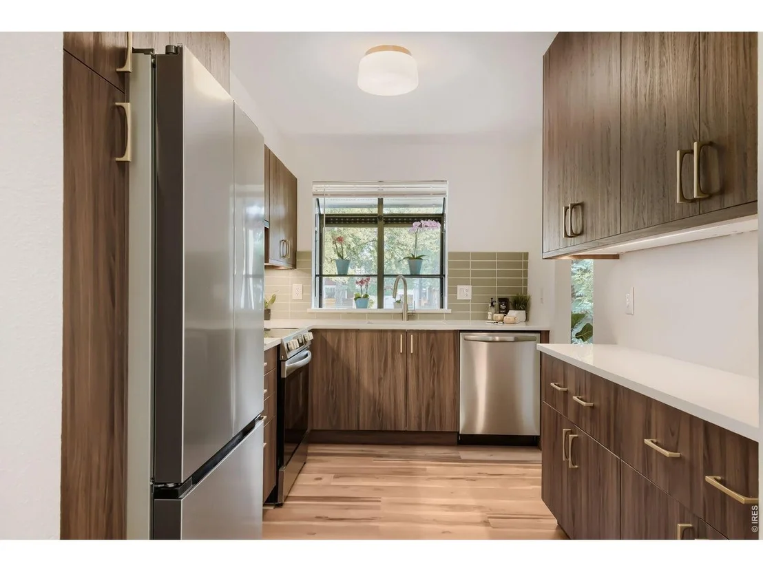 Photo of 4865 Kings Ridge Blvd