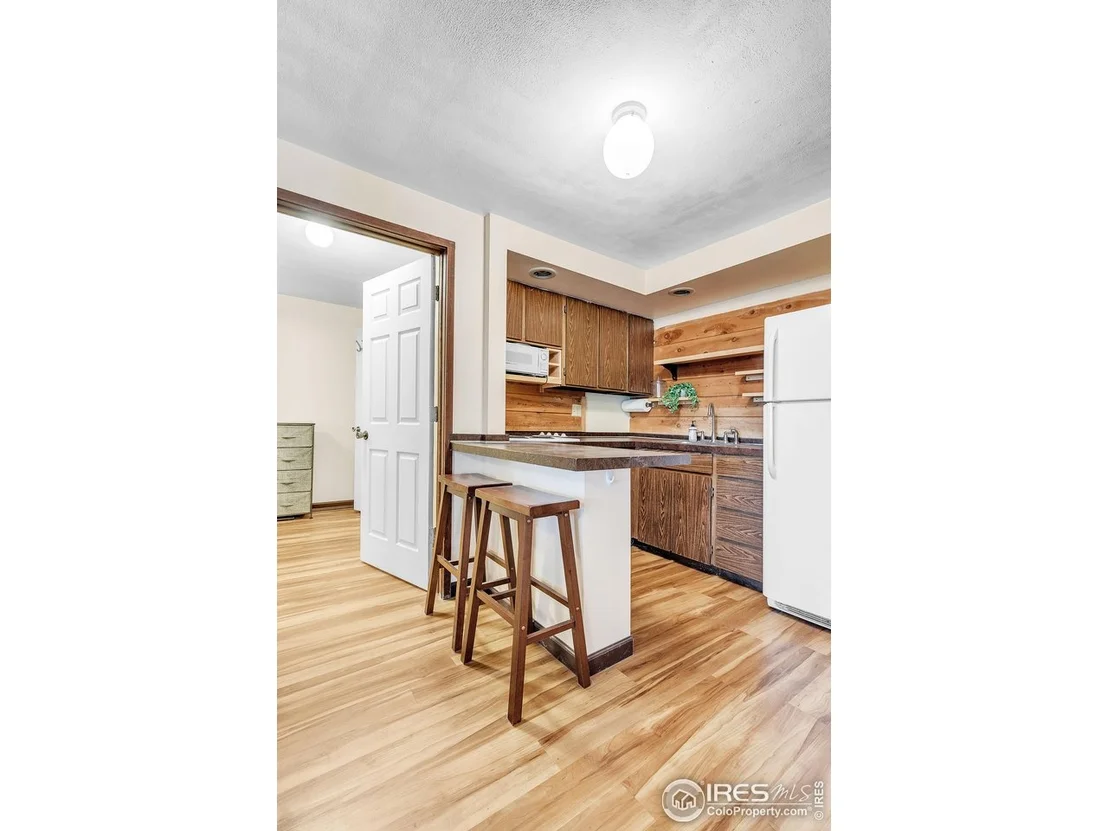 Photo of 287 Brook Cir