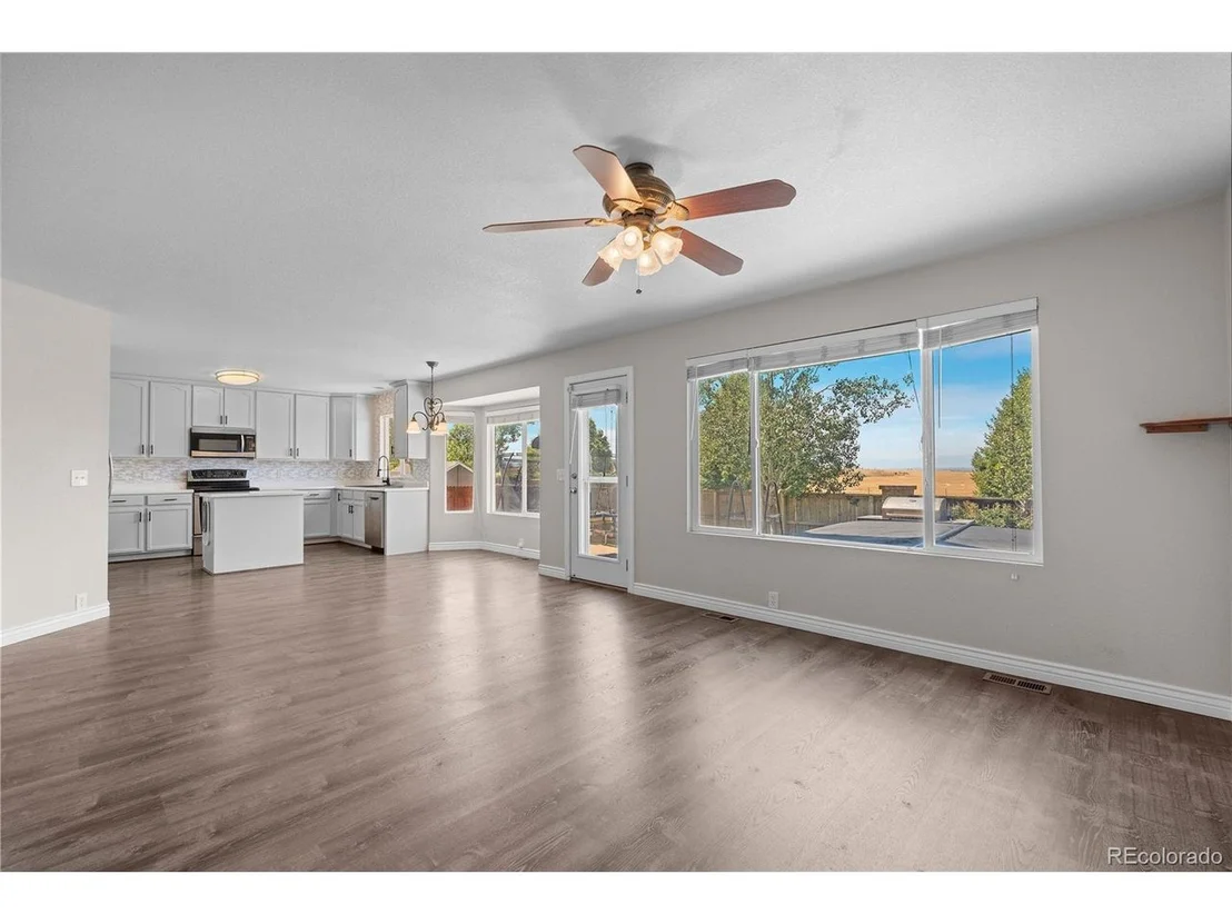 Photo of 9941 Chambers Dr