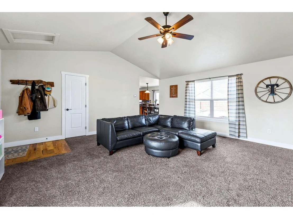 Photo of 1114 Cottontail Ln