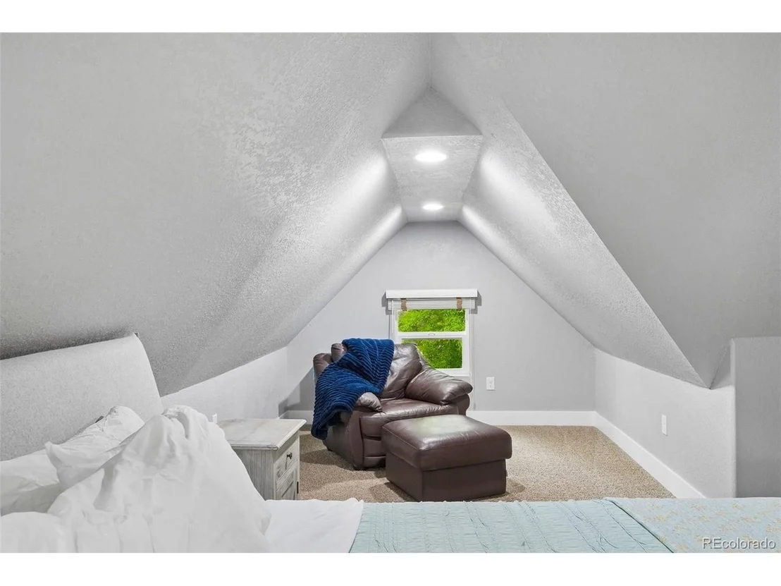 Photo of 414 4th Ave