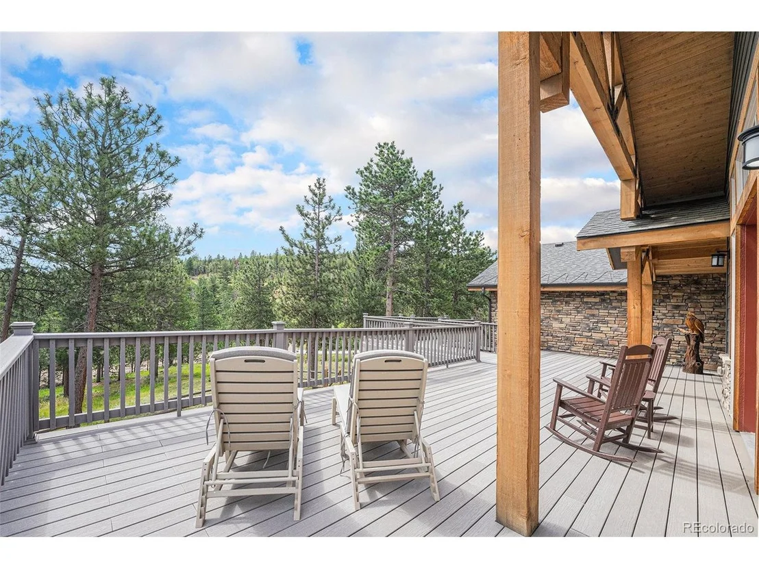 Photo of 342 Crescent Lake Rd
