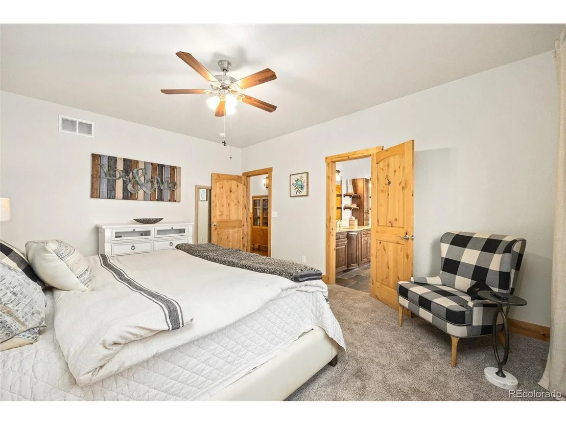 Photo of 5283 S Pine Rd
