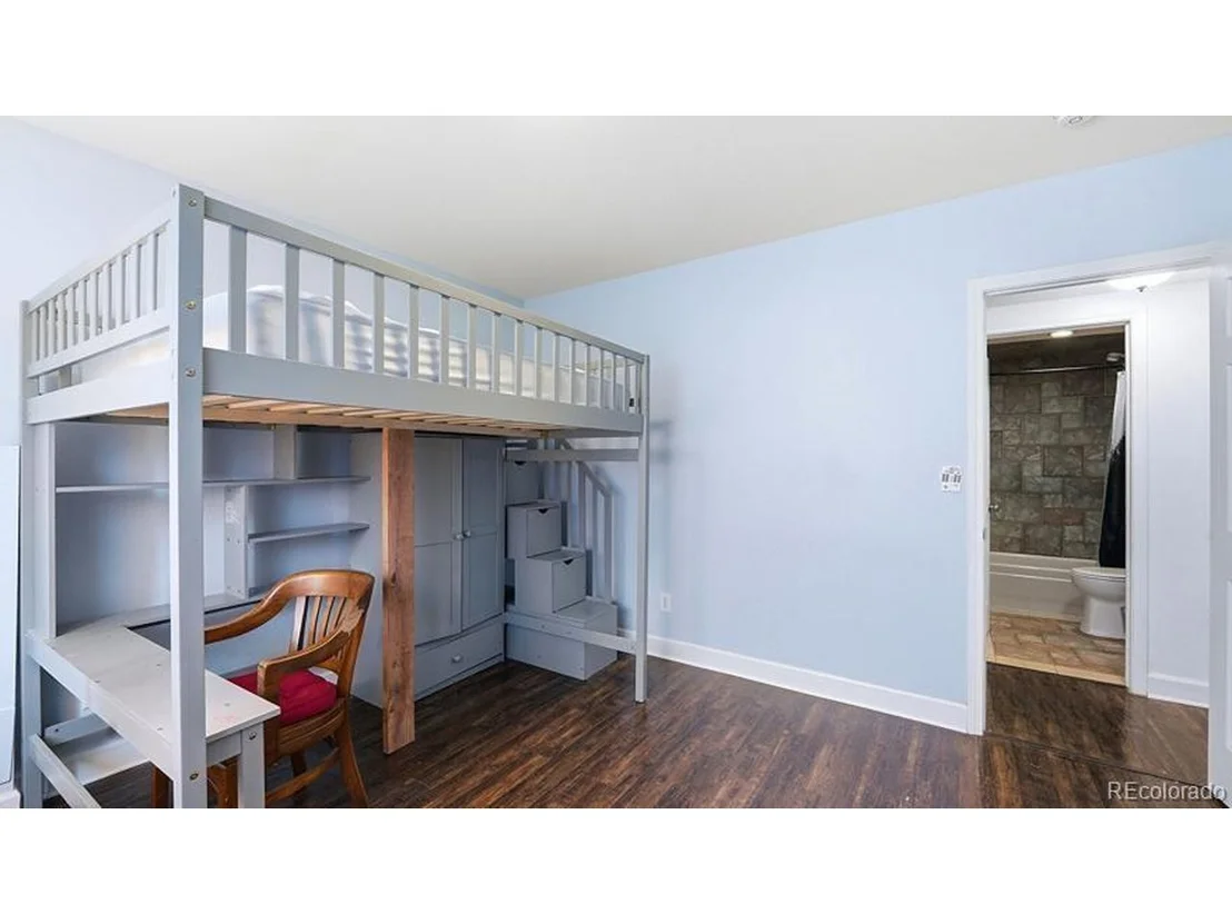 Photo of 513 Sundance Cir