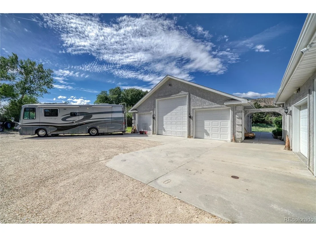Photo of 6900 County Road 111b