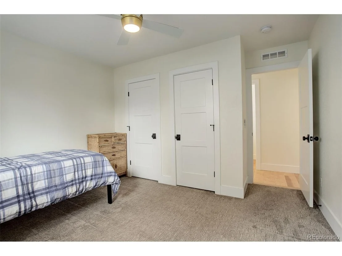 Photo of 6864 W 69th Pl