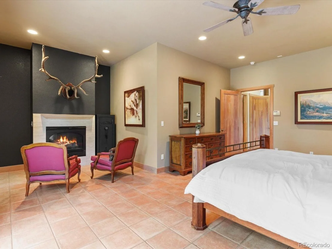 Photo of 1611 Castle Pointe Dr