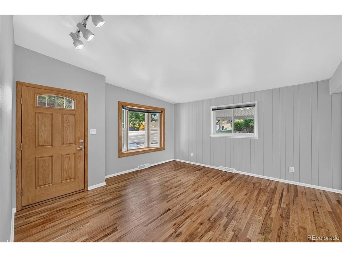 Photo of 4126 E Easter Ave
