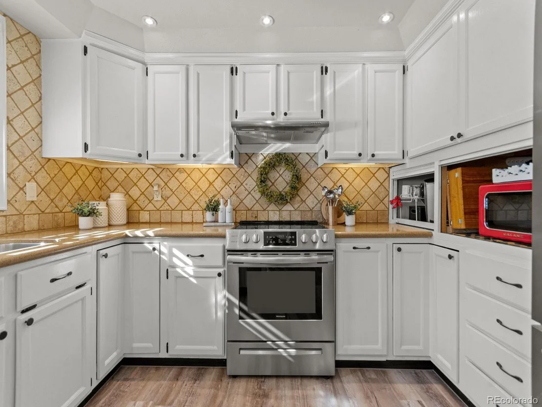 Photo of 6108 Pine Hollow Dr