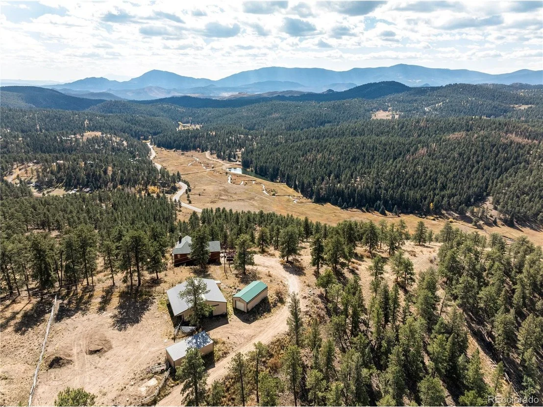 Photo of 31437 Evans View Ln
