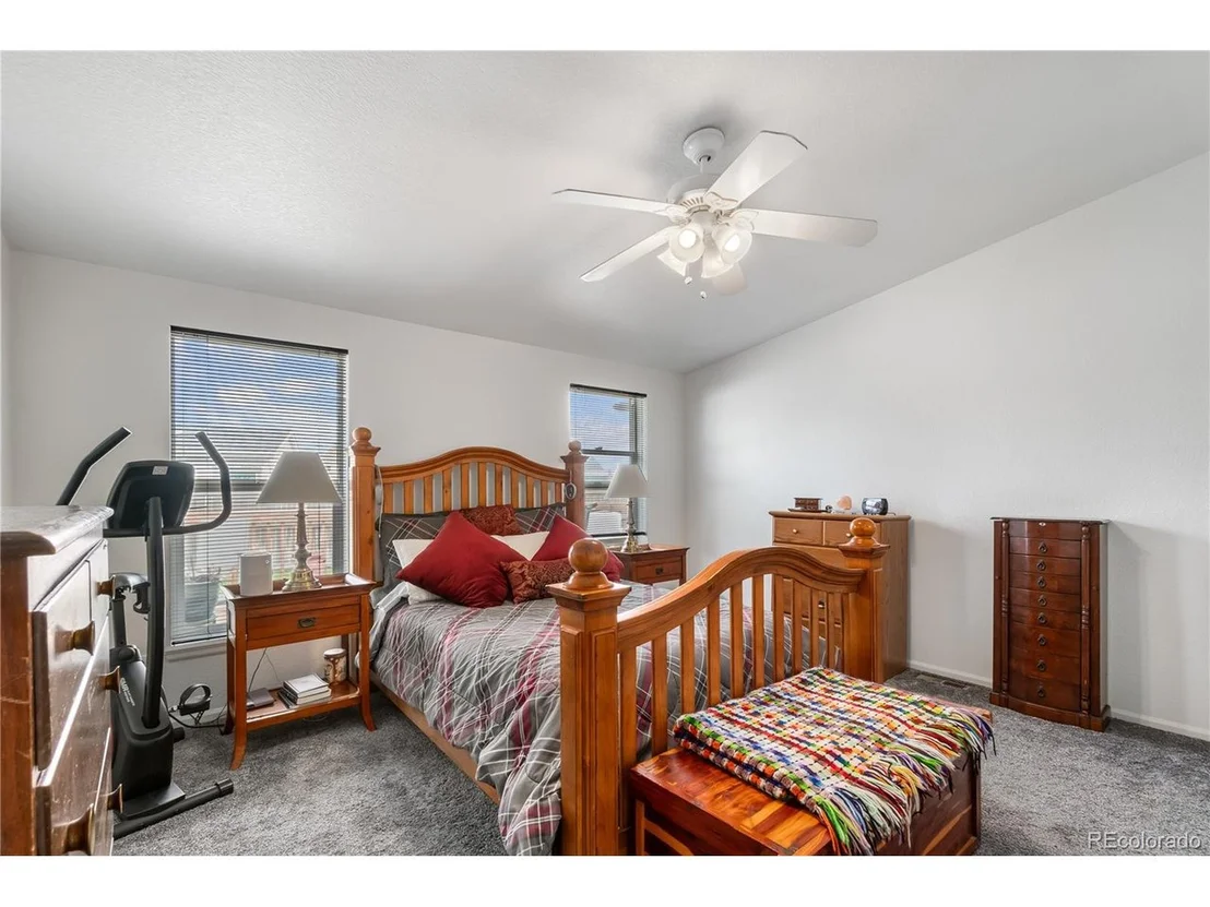 Photo of 207 Willow Dr