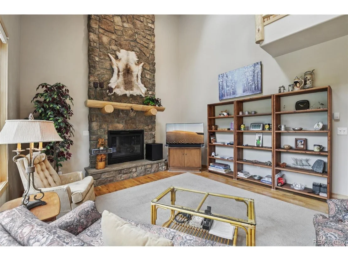 Photo of 1545 Legend Lake Cir