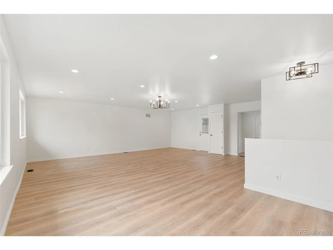 Photo of 8369 Cherokee St