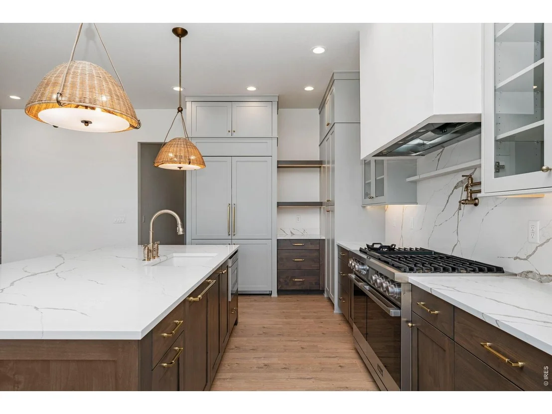 Photo of 832 Clydesdale Dr
