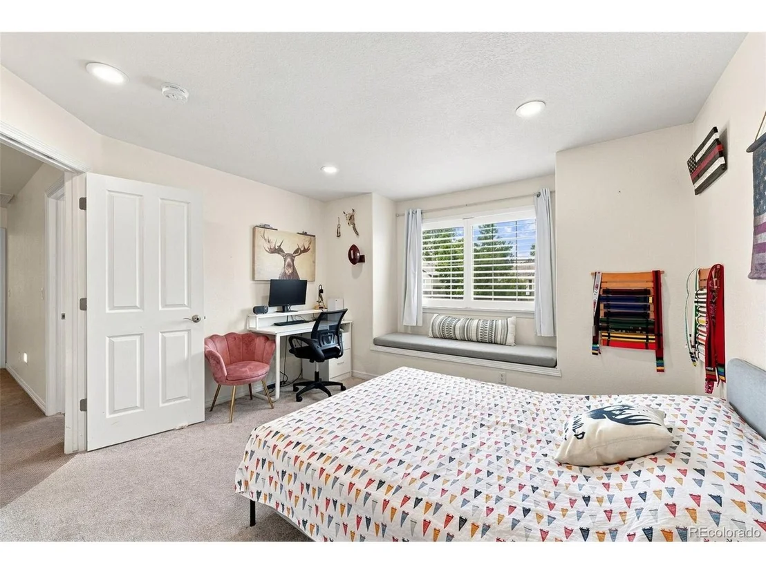 Photo of 10670 Singleleaf Ct