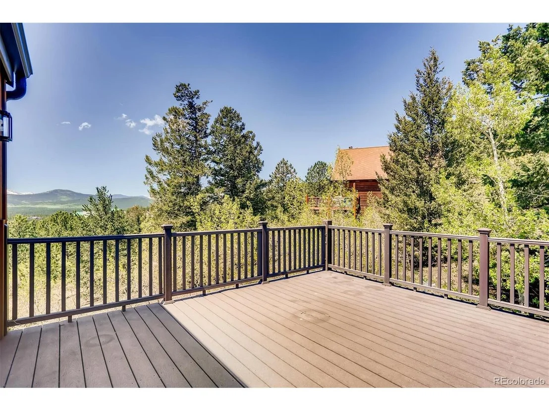 Photo of 25 Lake View Dr