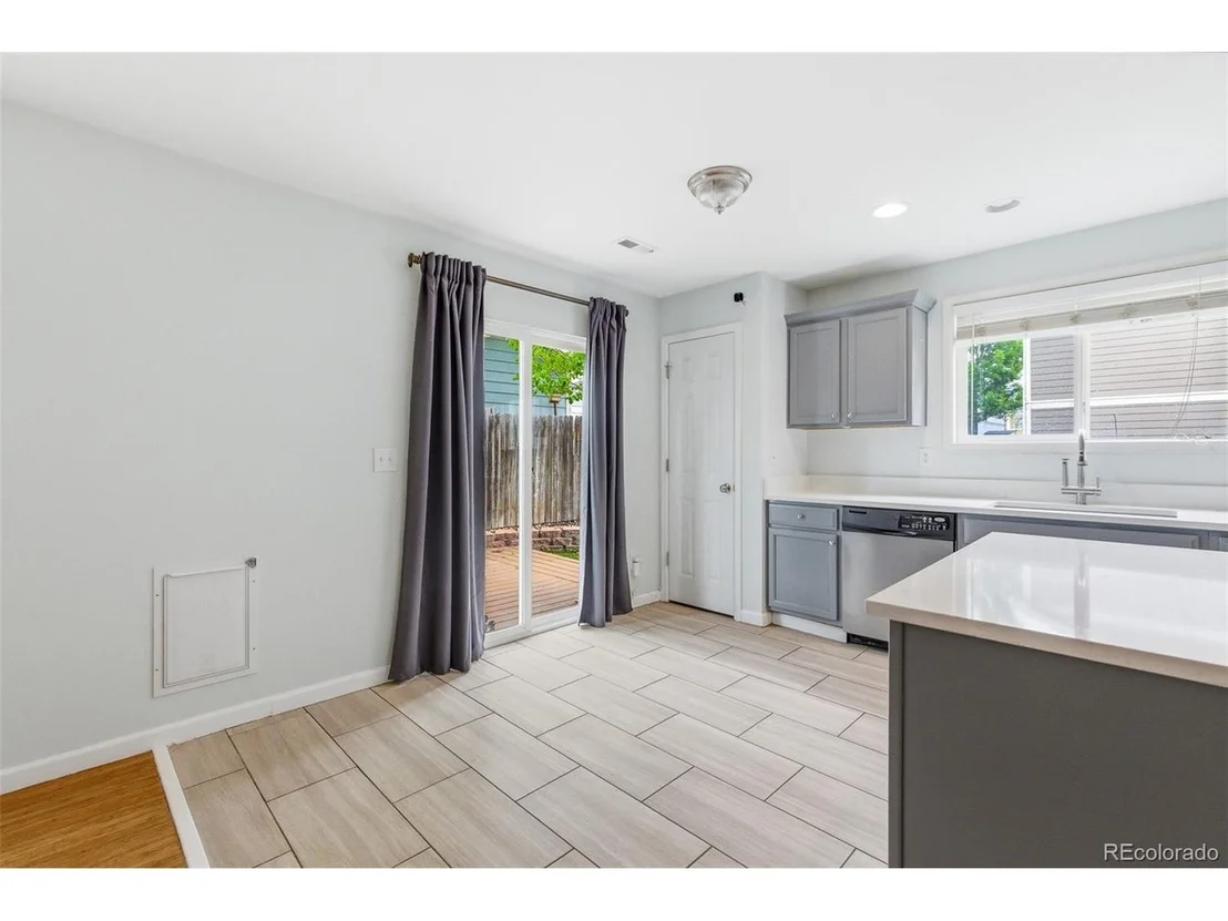 Photo of 10598 Forester Pl