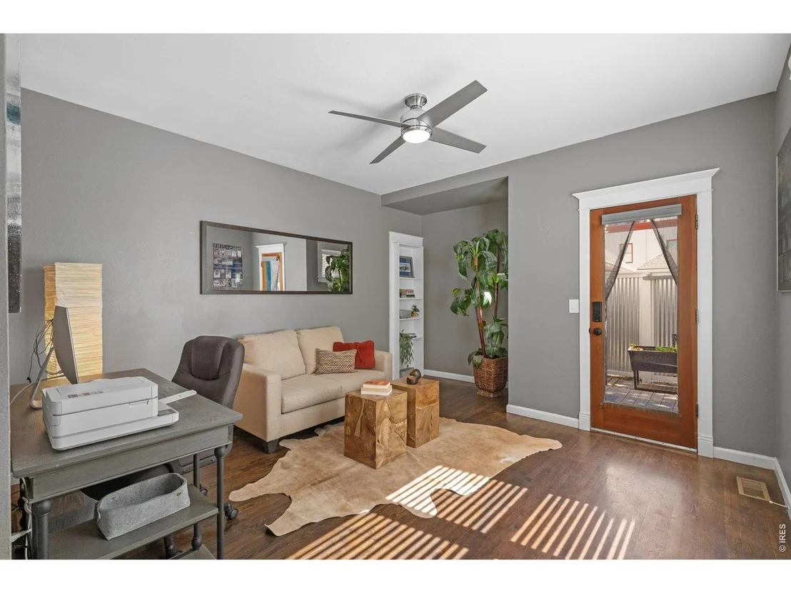 Photo of 1029 Katy Ln