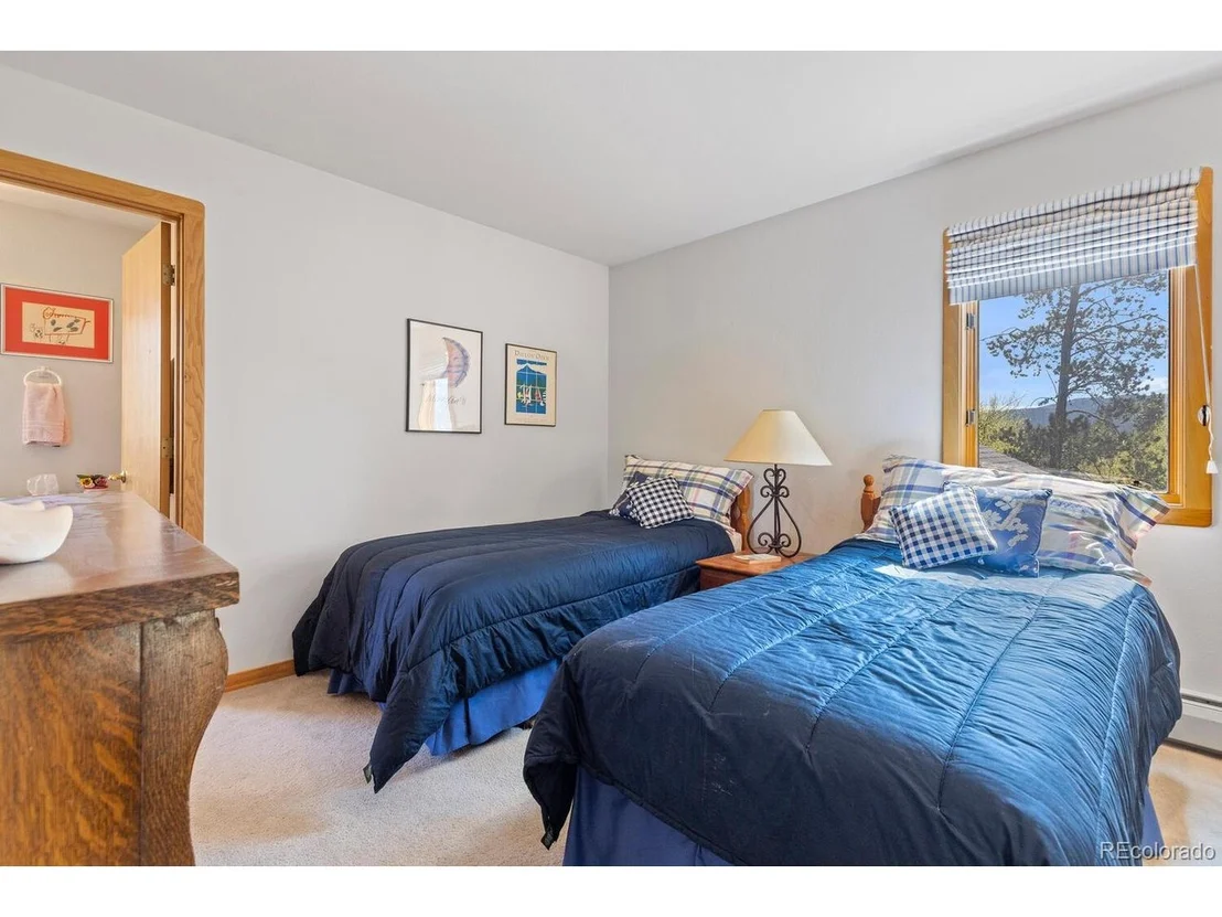 Photo of 154 Alpine Dr