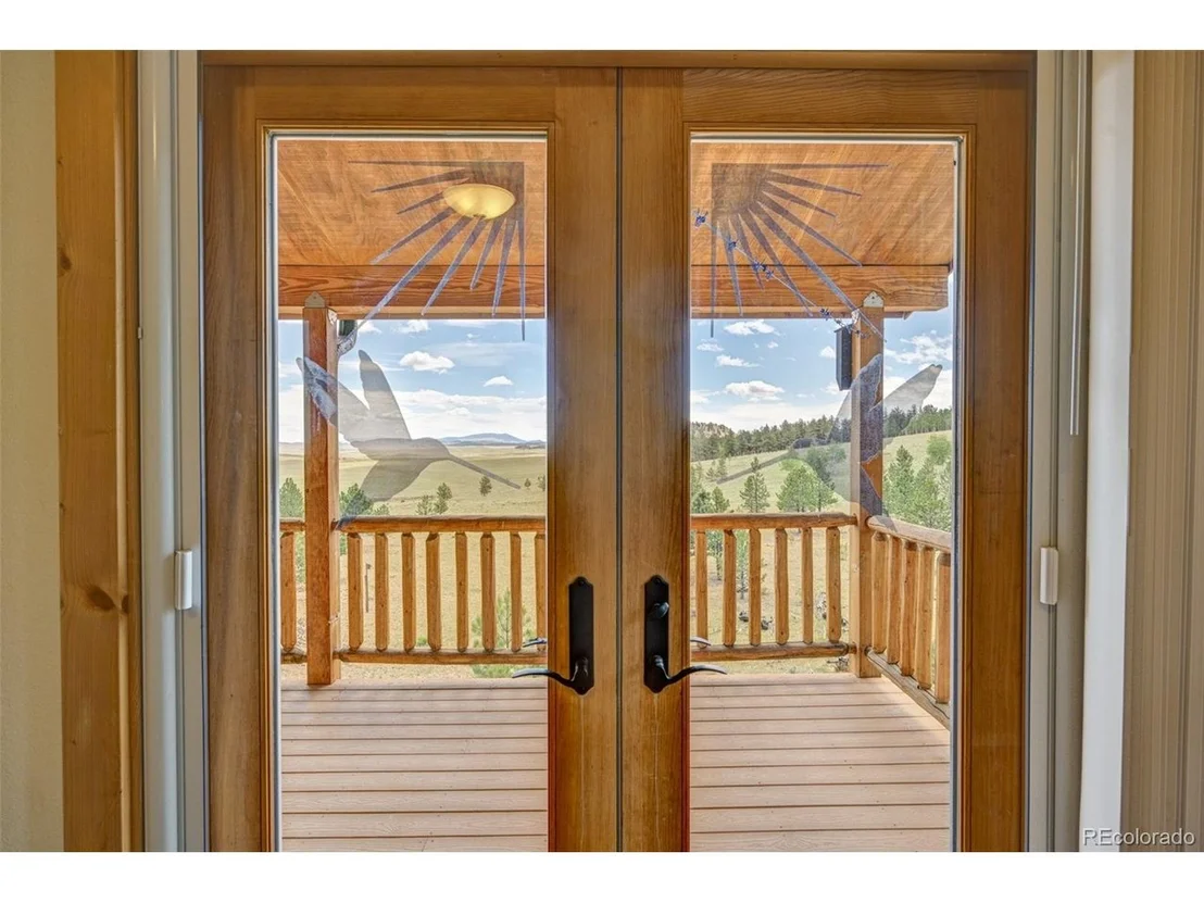 Photo of 2883 Wagon Wheel Rd