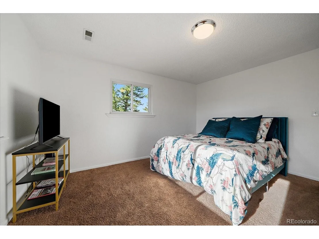 Photo of 26792 Hilltop Rd