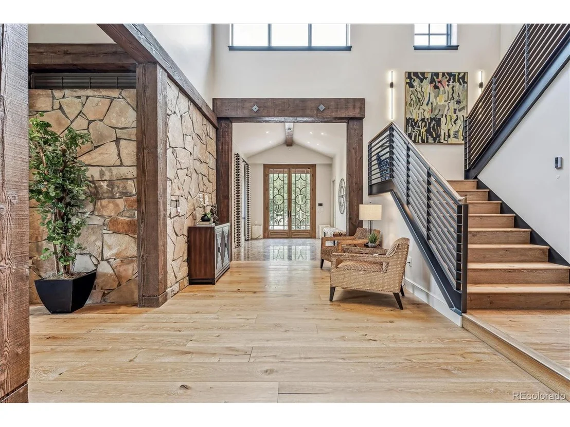 Photo of 33114 Upper Bear Creek Rd