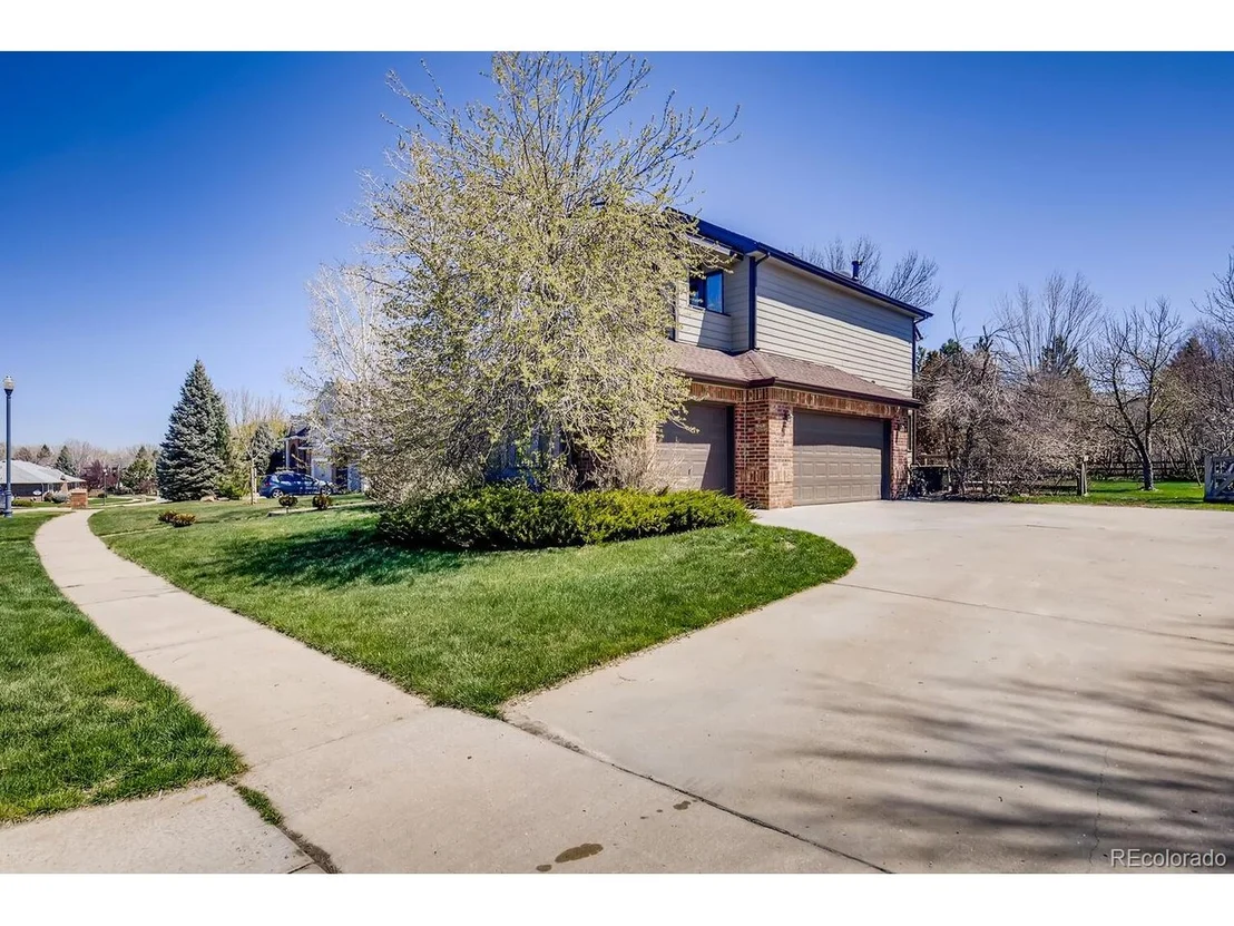 Photo of 2130 Ridgeview Way